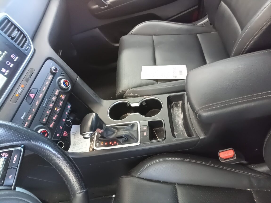 KIA SPORTAGE THE BOLD R2.0 DIESEL 2WD PRESTIGE 2019 - zdjęcie 28