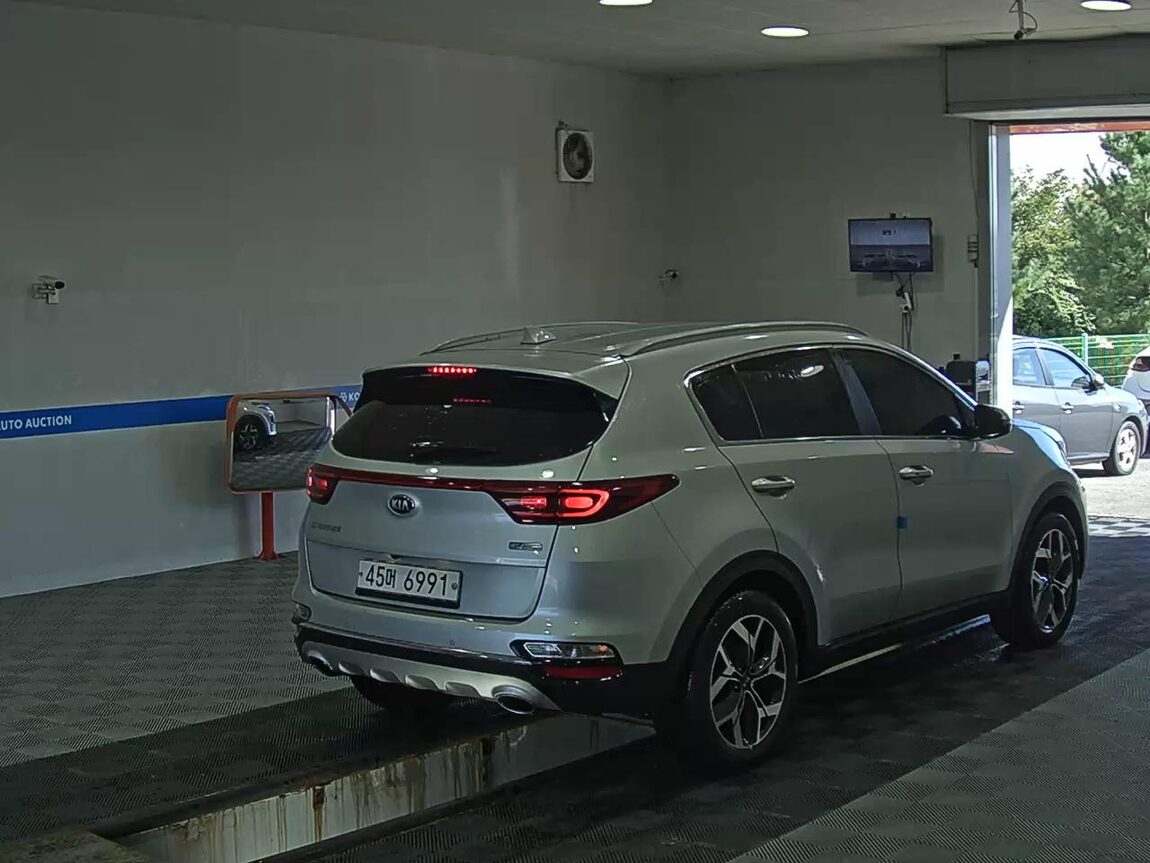 KIA SPORTAGE THE BOLD R2.0 DIESEL 2WD PRESTIGE 2019 - zdjęcie 5