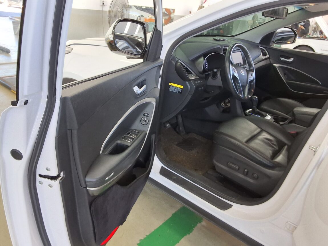 HYUNDAI SANTA FE THE PRIME DIESEL R2.0 4WD PREMIUM 2017 - zdjęcie 10