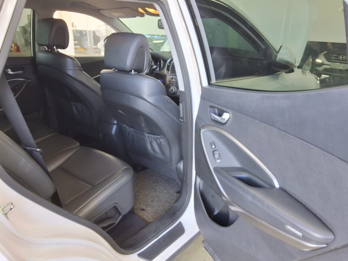 HYUNDAI SANTA FE THE PRIME DIESEL R2.0 4WD PREMIUM 2017 - zdjęcie 13