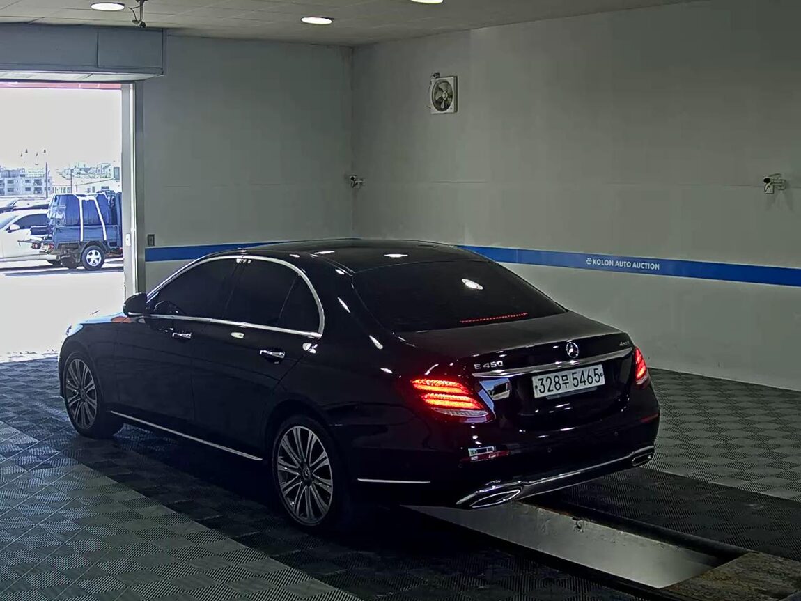 MERCEDES-BENZ E-CLASS (5TH GEN) E450 4MATIC EXCLUSIVE 2020 - zdjęcie 6