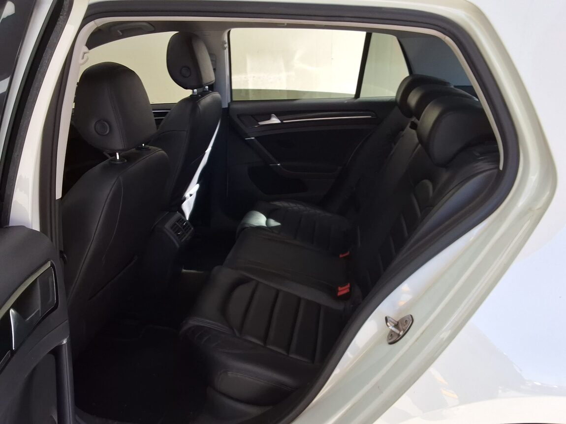 VOLKSWAGEN GOLF (7TH GEN) 2.0 TDI 2016 - zdjęcie 13