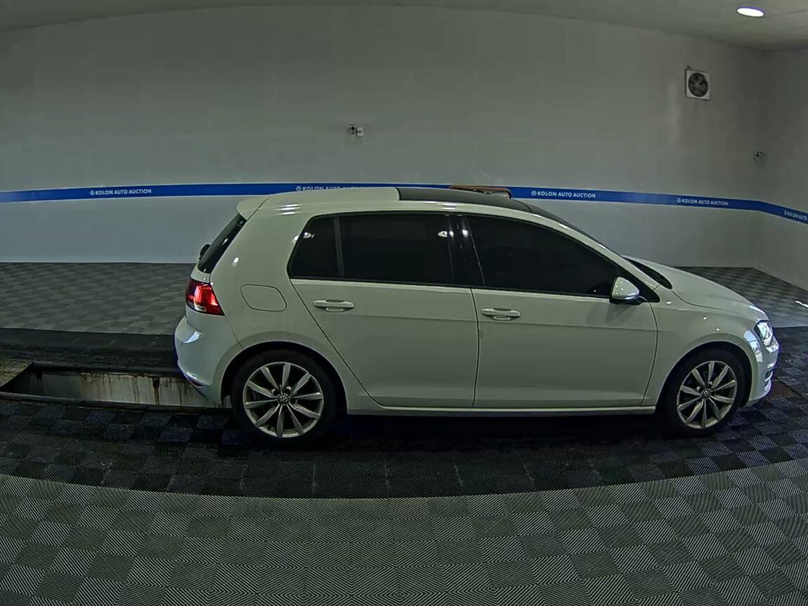 VOLKSWAGEN GOLF (7TH GEN) 2.0 TDI 2016 - zdjęcie 4