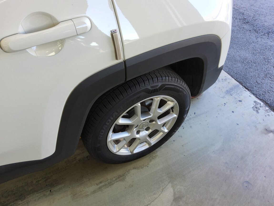 JEEP RENEGADE 2.4 GASOLINE LONGITUDE 2021 - zdjęcie 22
