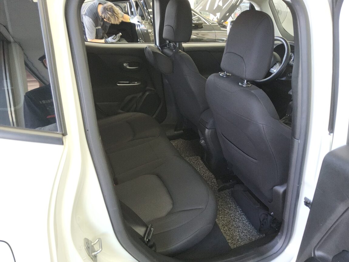 JEEP RENEGADE 2.4 GASOLINE LONGITUDE 2021 - zdjęcie 13