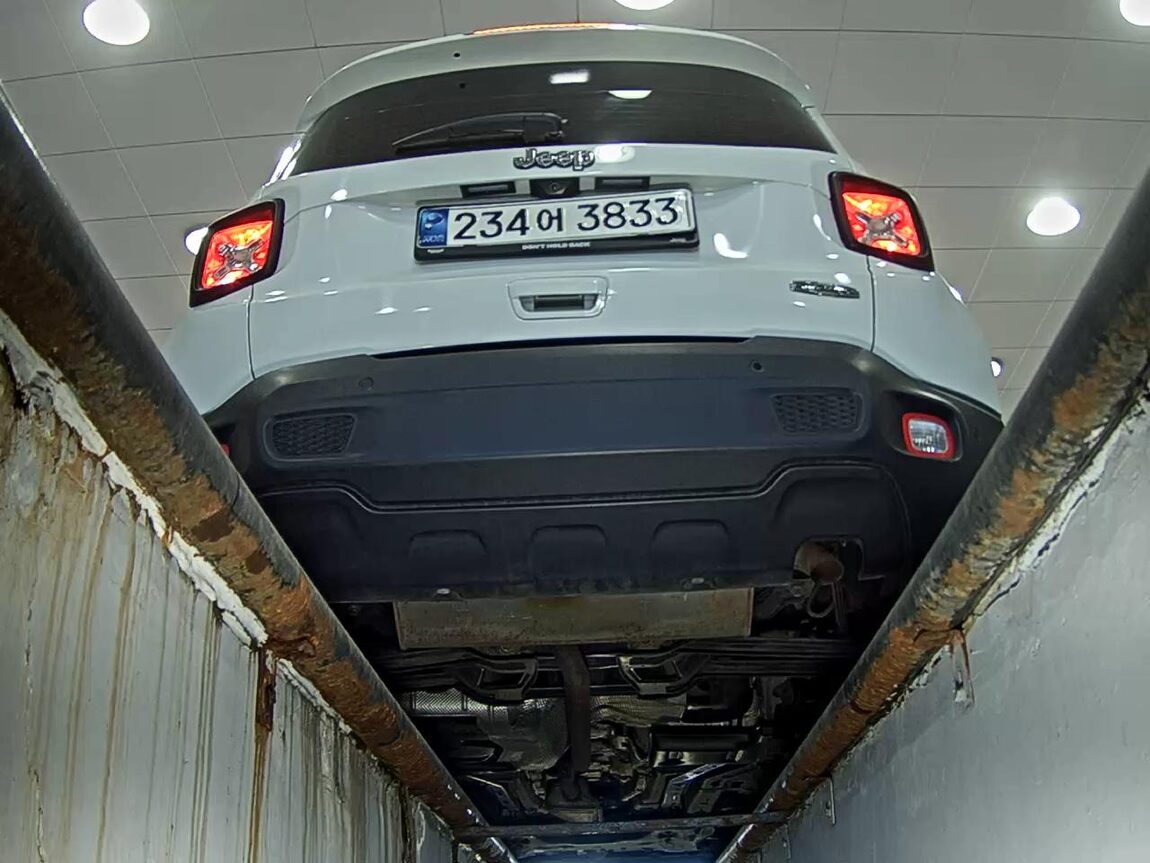 JEEP RENEGADE 2.4 GASOLINE LONGITUDE 2021 - zdjęcie 8
