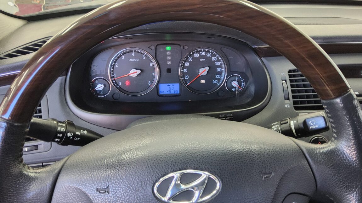 HYUNDAI GRANDEUR NEW LUXURY Q270 LUXURY 2010 - zdjęcie 9