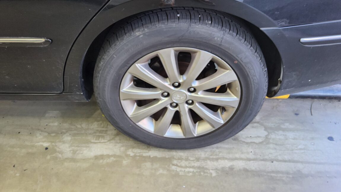 HYUNDAI GRANDEUR NEW LUXURY Q270 LUXURY 2010 - zdjęcie 22