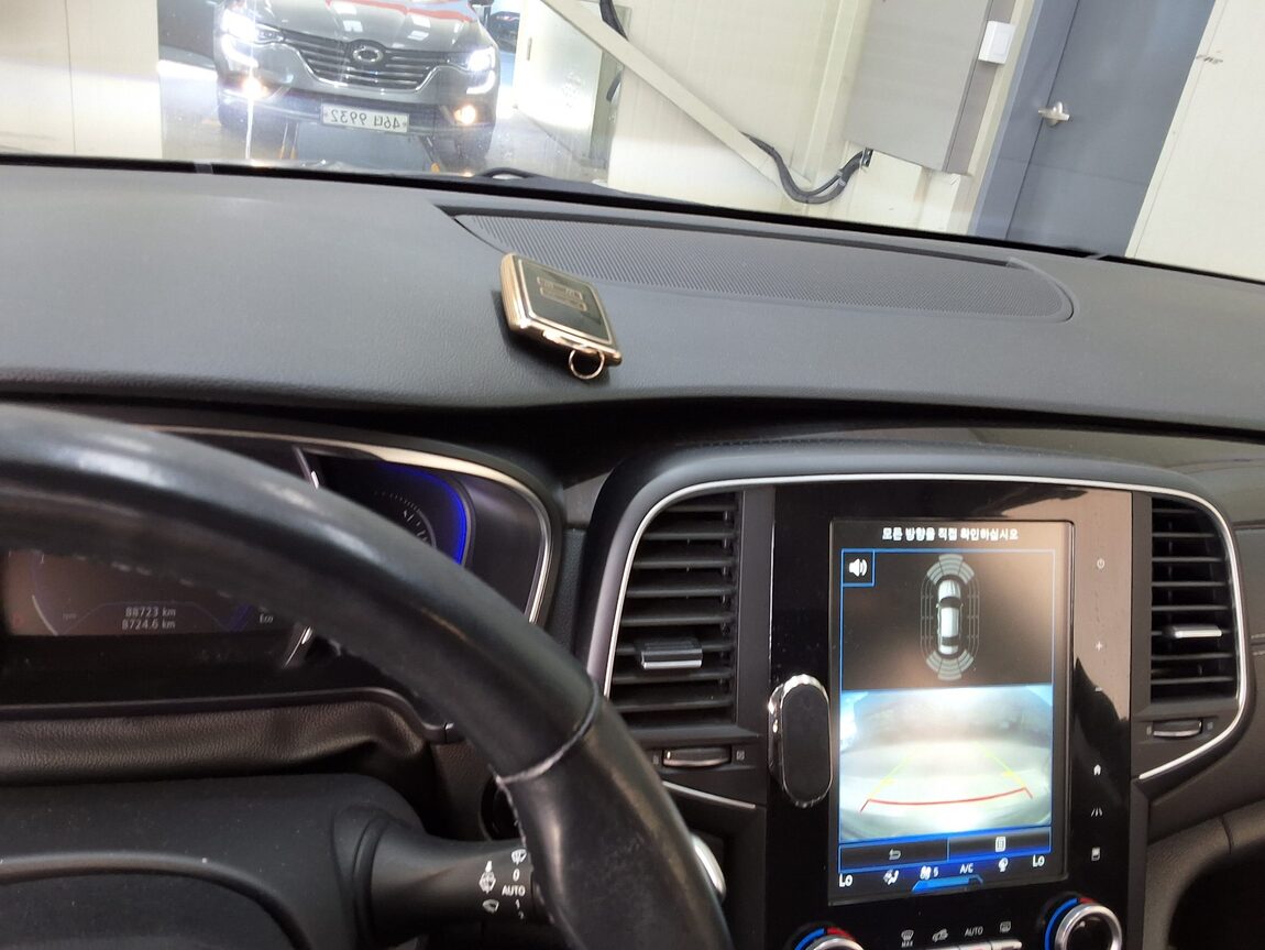 RENAULT (SAMSUNG) SM6 2.0 GDe RE 2017 - zdjęcie 25