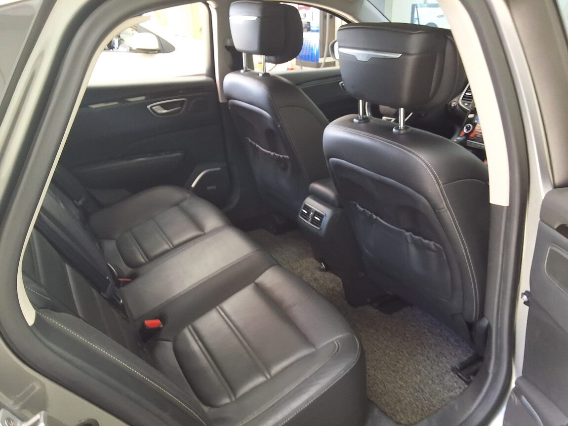 RENAULT (SAMSUNG) SM6 2.0 GDe RE 2017 - zdjęcie 14