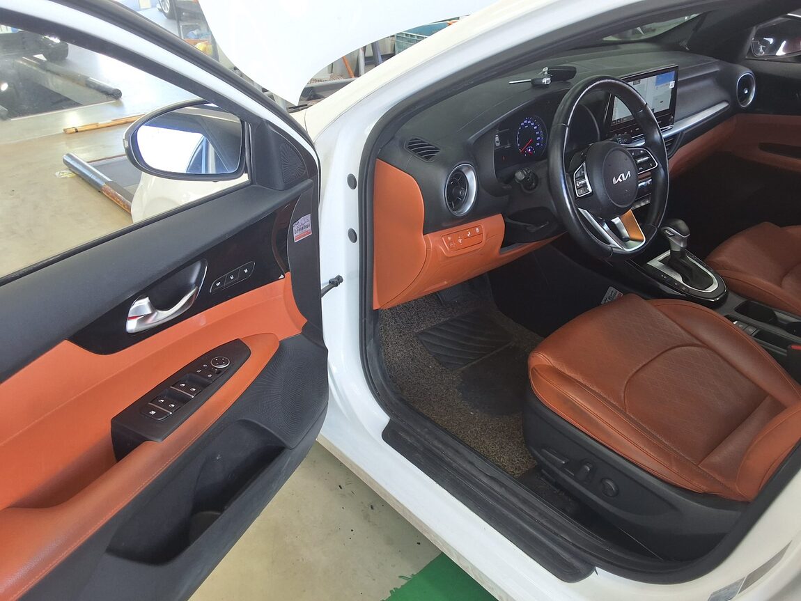 KIA THE NEW K3 1.6 GASOLINE SIGNATURE 2022 - zdjęcie 11