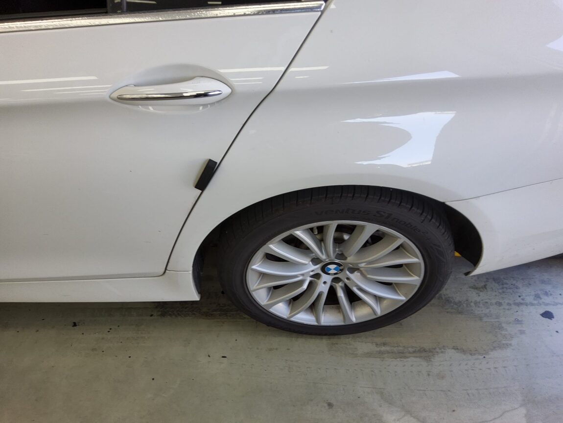 BMW 5 SERIES (6TH GEN) 520d xDRIVE LUXURY LINE PLUS 2016 - zdjęcie 21