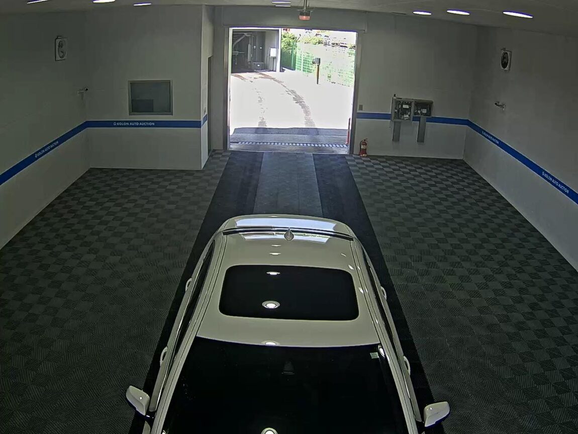 BMW 5 SERIES (6TH GEN) 520d xDRIVE LUXURY LINE PLUS 2016 - zdjęcie 7
