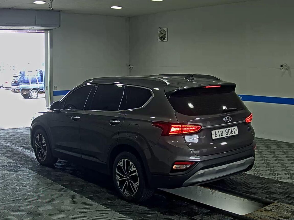 HYUNDAI SANTA FE (TM) R2.0 2WD PREMIUM 2019 - zdjęcie 6