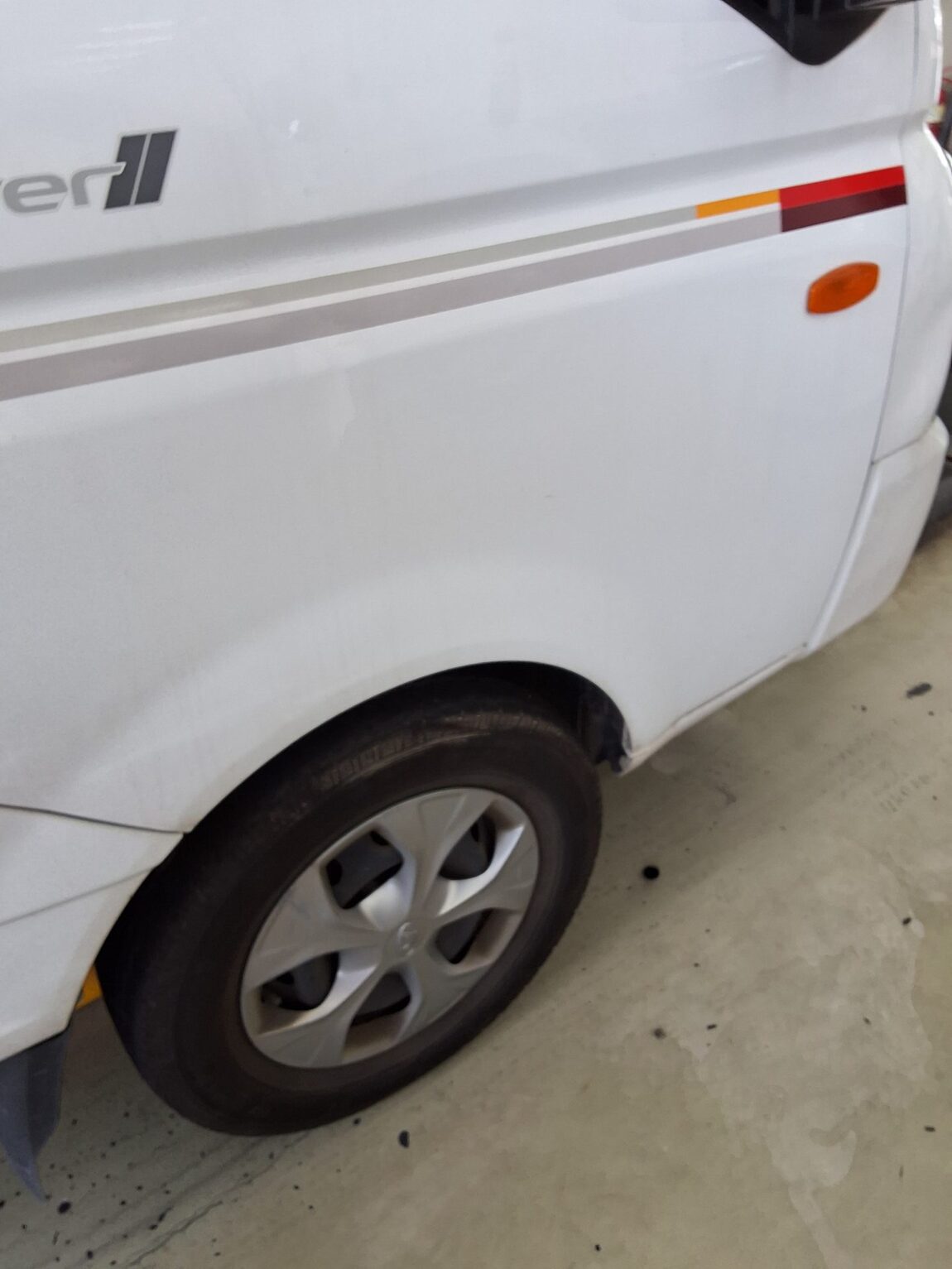 HYUNDAI PORTER II VGT STANDARD CAB EXTRA LONG WHEELBASE STYLE 2023 - zdjęcie 19