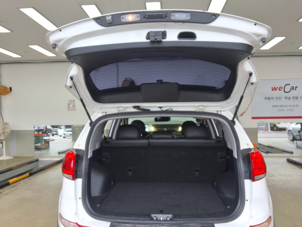 KIA THE NEW SPORTAGE R DIESEL R2.0 2WD PRESTIGE 2014 - zdjęcie 16