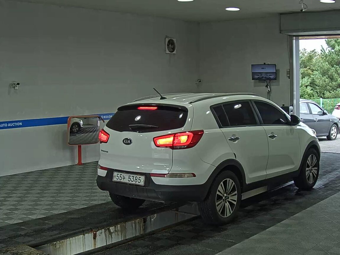 KIA THE NEW SPORTAGE R DIESEL R2.0 2WD PRESTIGE 2014 - zdjęcie 5