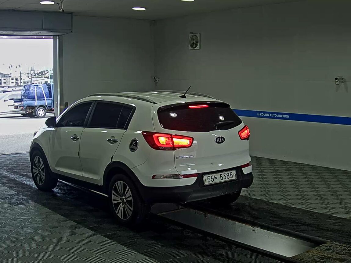 KIA THE NEW SPORTAGE R DIESEL R2.0 2WD PRESTIGE 2014 - zdjęcie 6