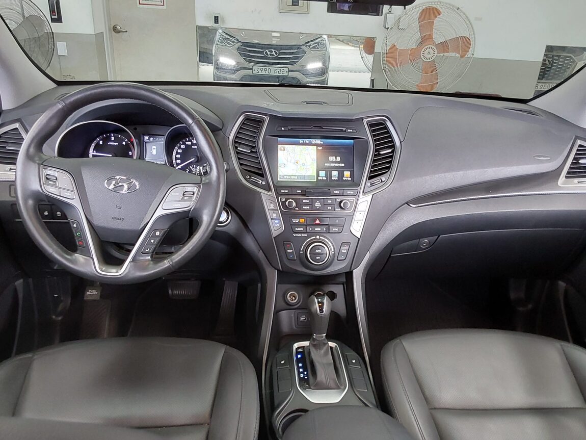 HYUNDAI SANTA FE THE PRIME DIESEL R2.0 2WD PREMIUM 2016 - zdjęcie 11