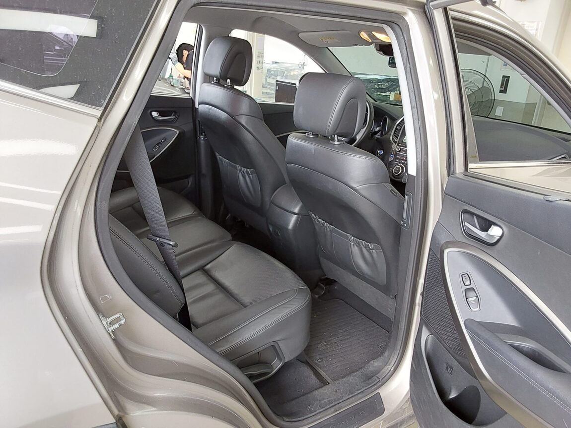 HYUNDAI SANTA FE THE PRIME DIESEL R2.0 2WD PREMIUM 2016 - zdjęcie 13