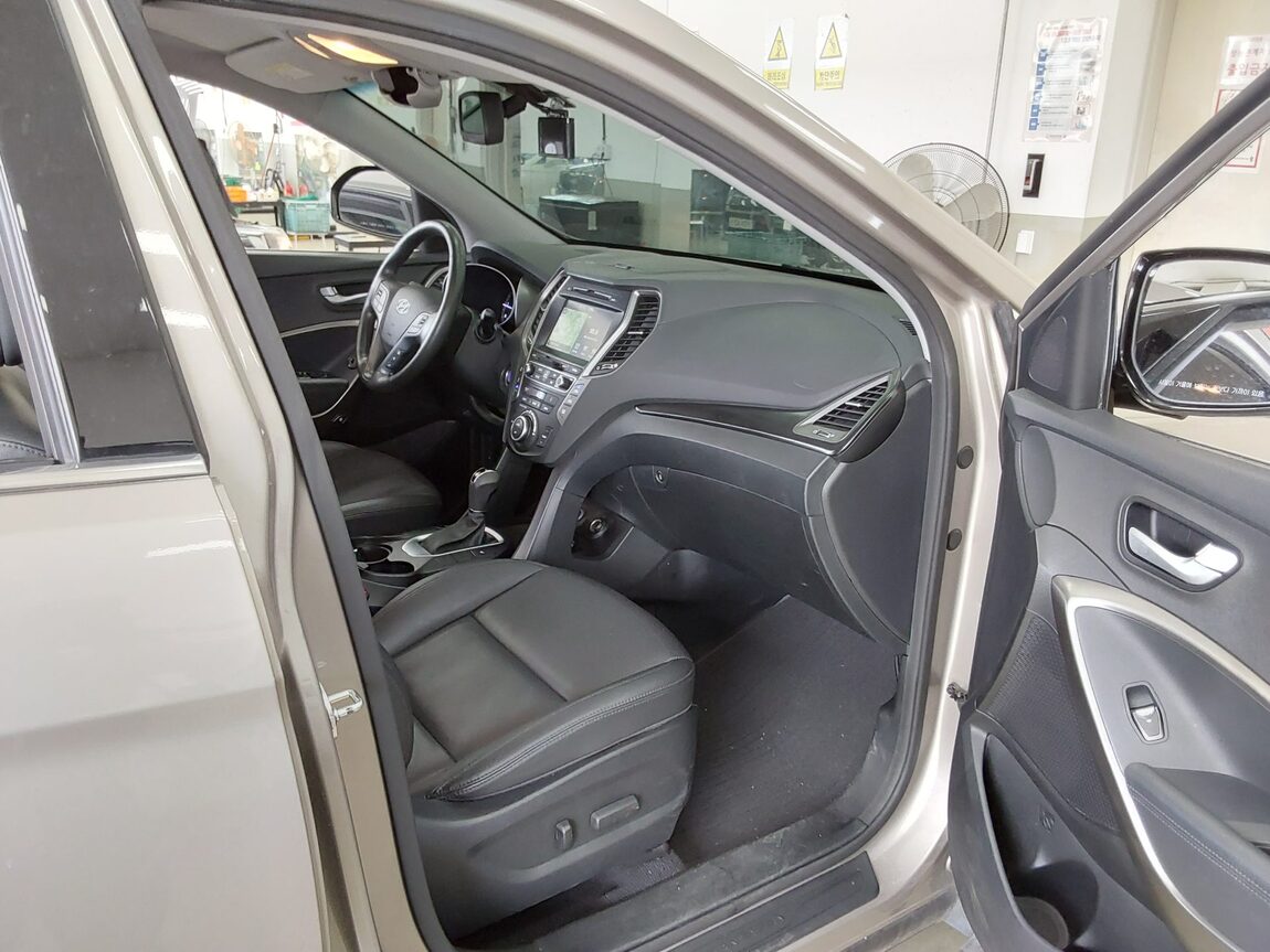 HYUNDAI SANTA FE THE PRIME DIESEL R2.0 2WD PREMIUM 2016 - zdjęcie 14