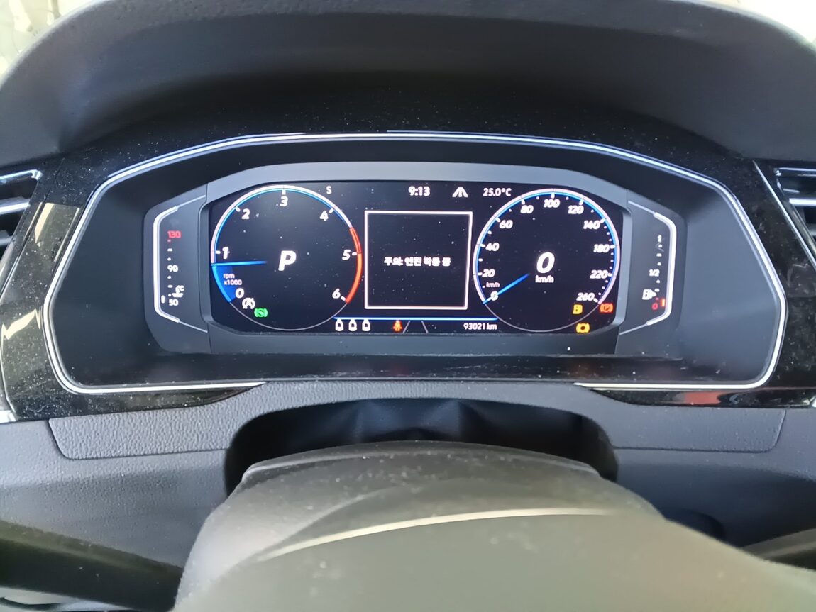 VOLKSWAGEN PASSAT GT (8TH GEN) 2.0 TDI 4MOTION PRESTIGE 2021 - zdjęcie 9