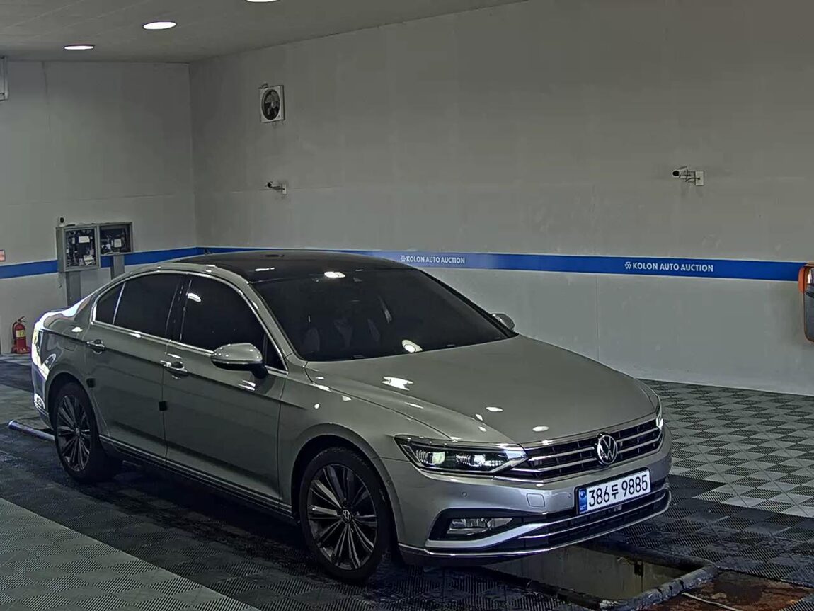 VOLKSWAGEN PASSAT GT (8TH GEN) 2.0 TDI 4MOTION PRESTIGE 2021 - zdjęcie 3