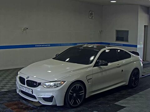 BMW M4 M4 COUPE PERFORMANCE SILENCE EDITION 2016 - aukcja, lot SC-01M2MPS2AYPZ4ZN5NH9FD9KFD2