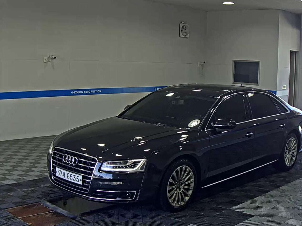 AUDI A8 (3RD GEN) 50 TFSI QUATTRO LWB 2015 - zdjęcie 2