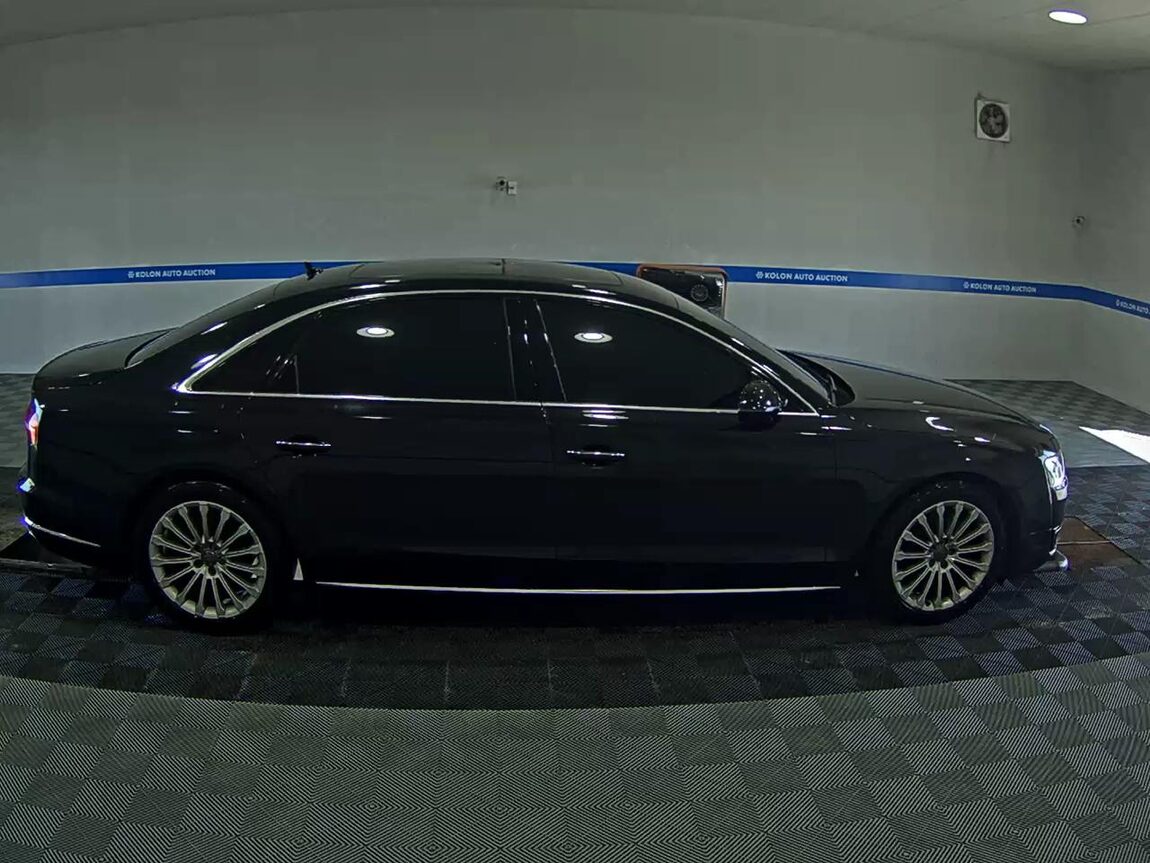 AUDI A8 (3RD GEN) 50 TFSI QUATTRO LWB 2015 - zdjęcie 4