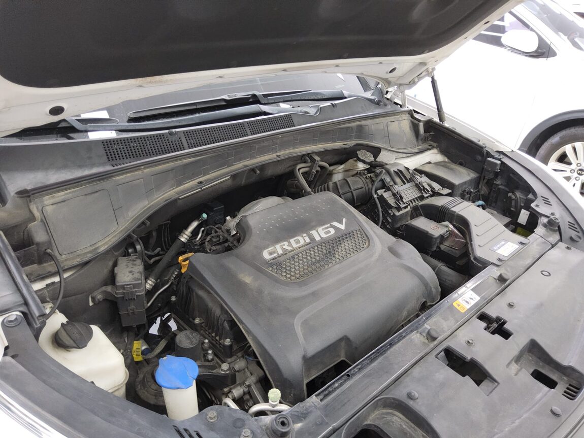 HYUNDAI SANTA FE THE PRIME DIESEL R2.0 2WD EXCLUSIVE 2016 - zdjęcie 18