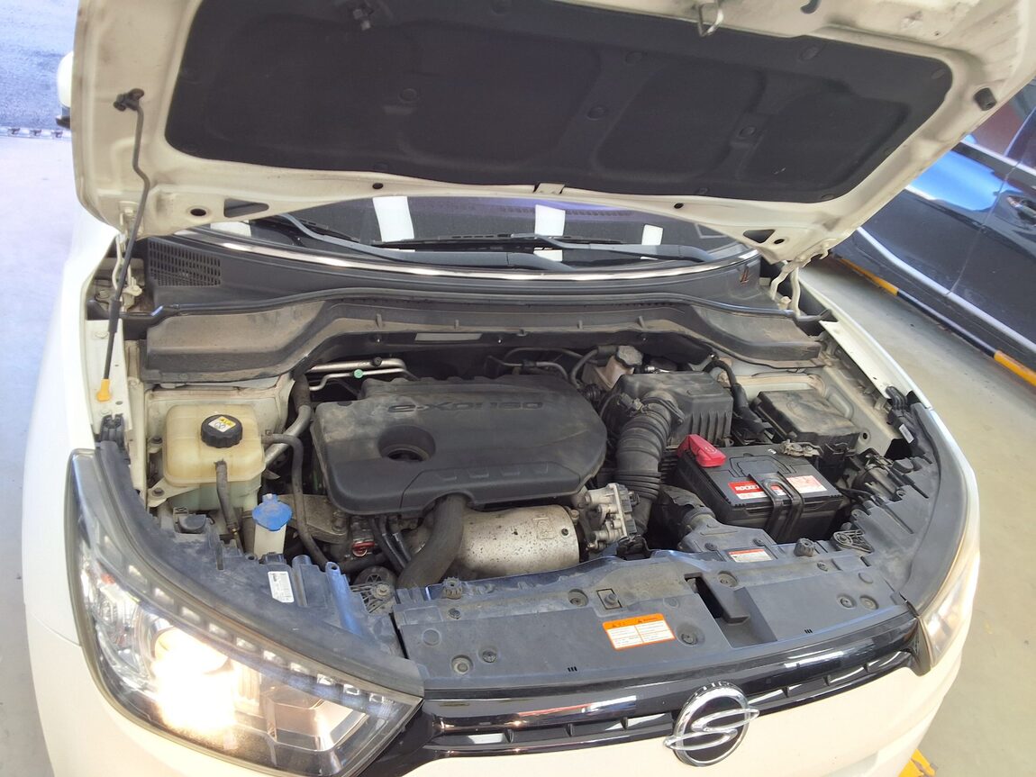 KG MOBILITY (SSANGYONG) TIVOLI DIESEL 2WD VX 2016 - zdjęcie 18