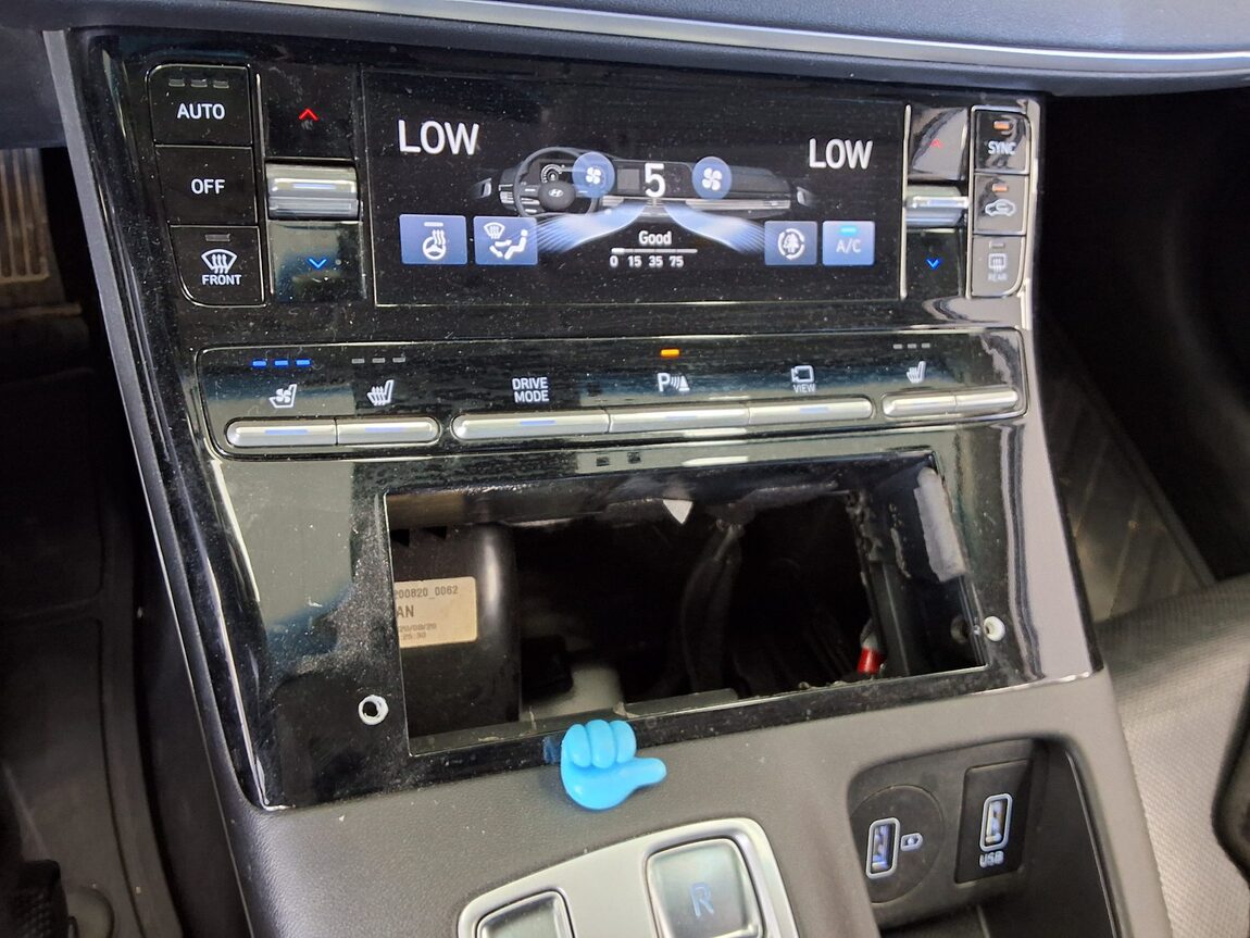HYUNDAI THE NEW GRANDEUR IG LPi 3.0 BUSINESS PREMIUM MODEL TYPE 2020 - zdjęcie 20