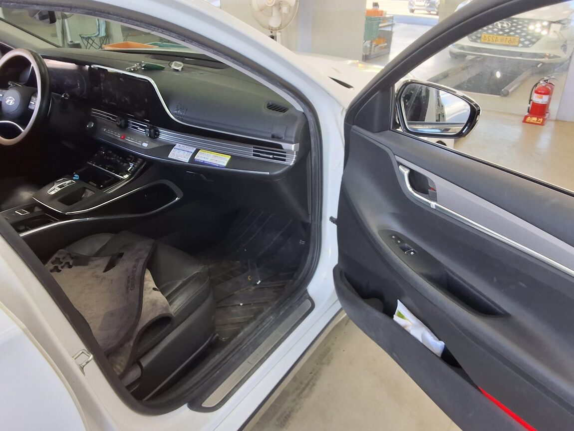 HYUNDAI THE NEW GRANDEUR IG LPi 3.0 BUSINESS PREMIUM MODEL TYPE 2020 - zdjęcie 14