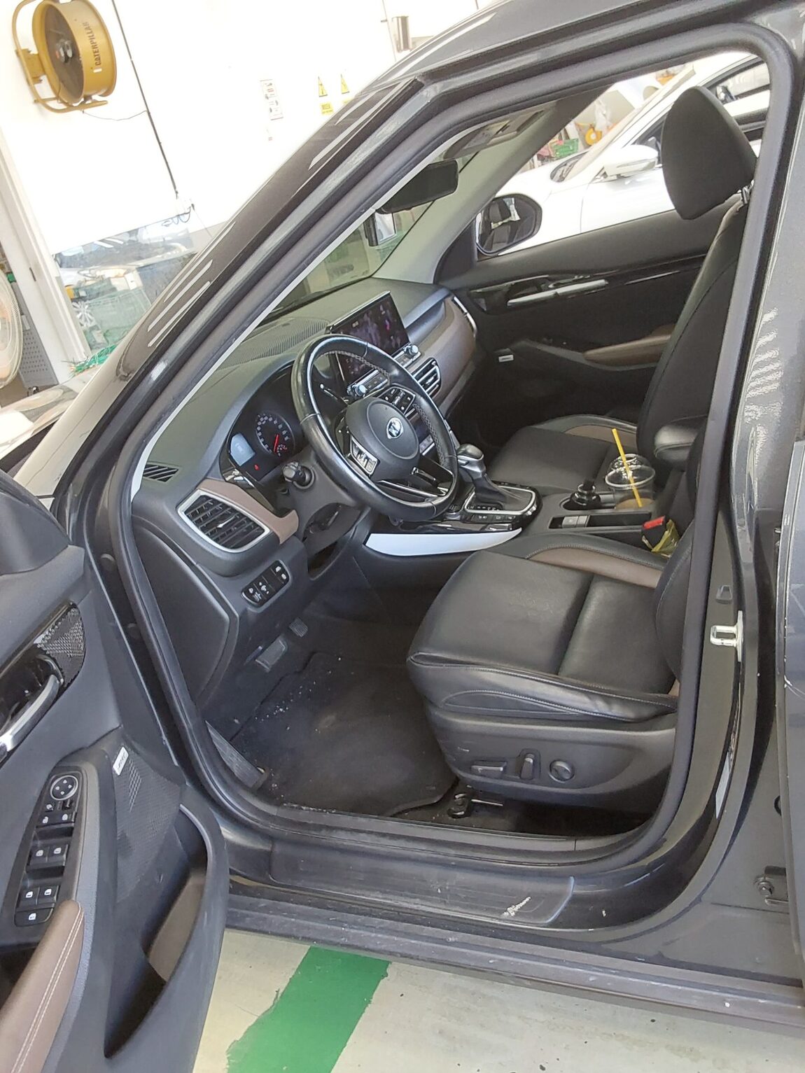 KIA SELTOS 1.6 GASOLINE 2WD SIGNATURE 2021 - zdjęcie 10
