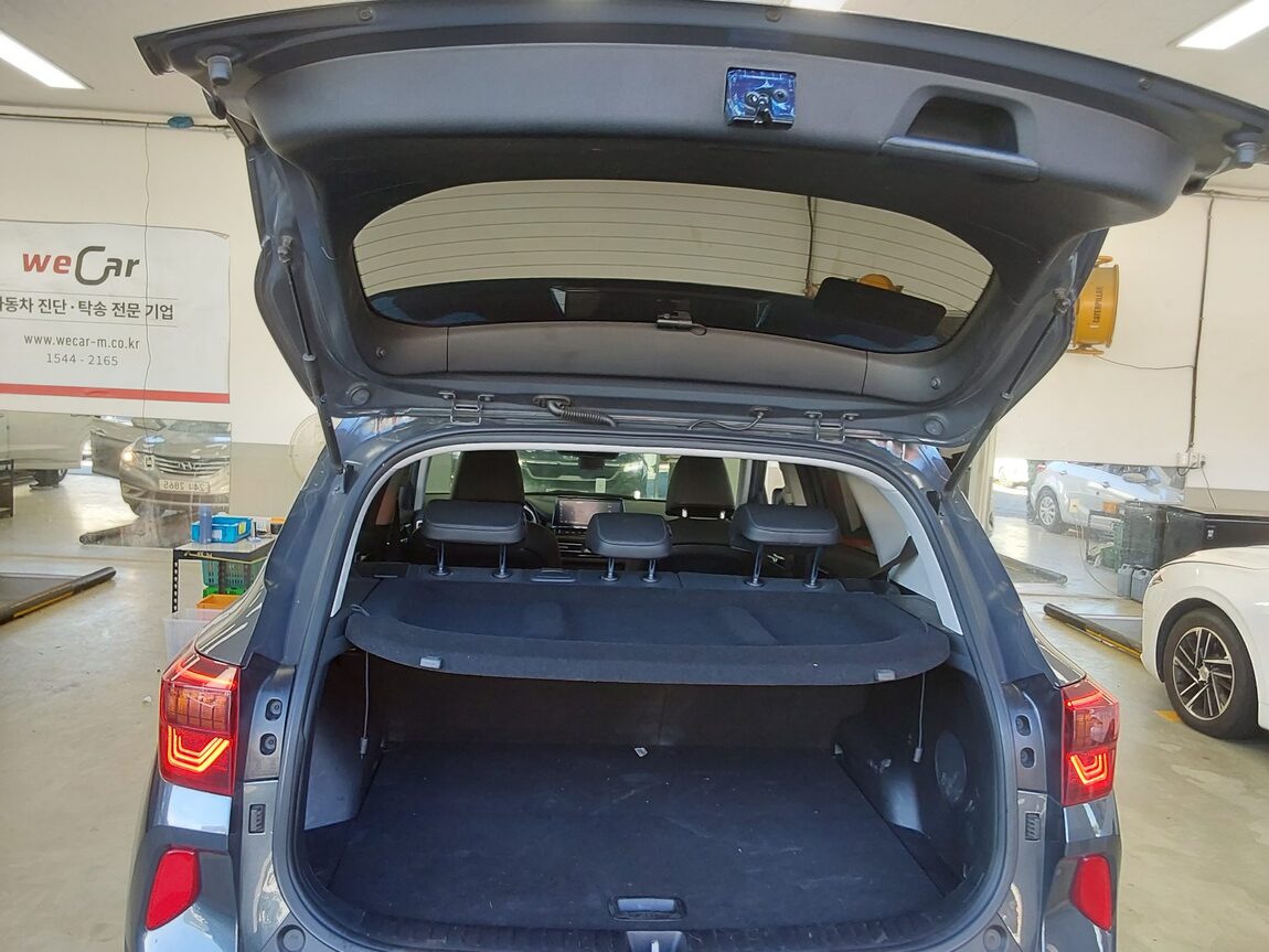 KIA SELTOS 1.6 GASOLINE 2WD SIGNATURE 2021 - zdjęcie 15