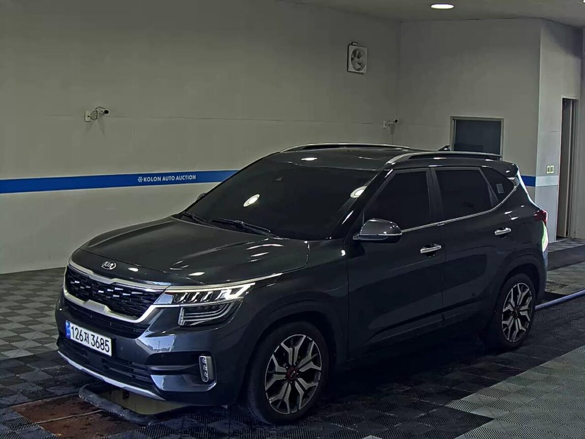 KIA SELTOS 1.6 GASOLINE 2WD SIGNATURE 2021 - zdjęcie 2