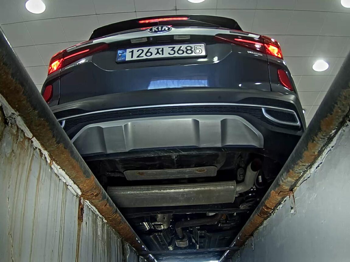 KIA SELTOS 1.6 GASOLINE 2WD SIGNATURE 2021 - zdjęcie 8