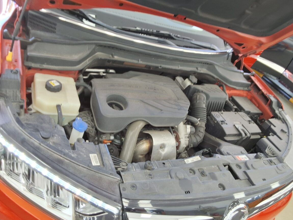 KG MOBILITY (SSANGYONG) VERY NEW TIVOLI 1.5 GASOLINE 2WD LIMITED EDITION 2021 - zdjęcie 20