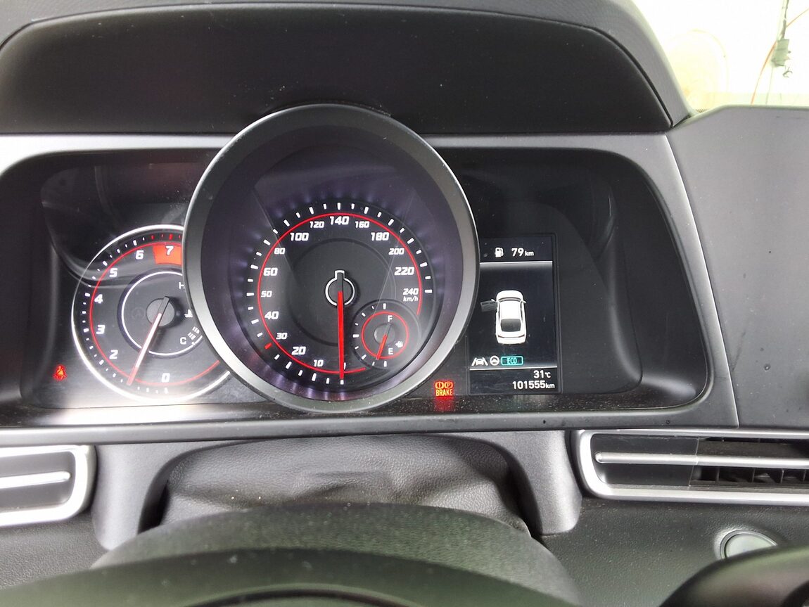HYUNDAI AVANTE (CN7) 1.6 GASOLINE SMART 2023 - zdjęcie 10
