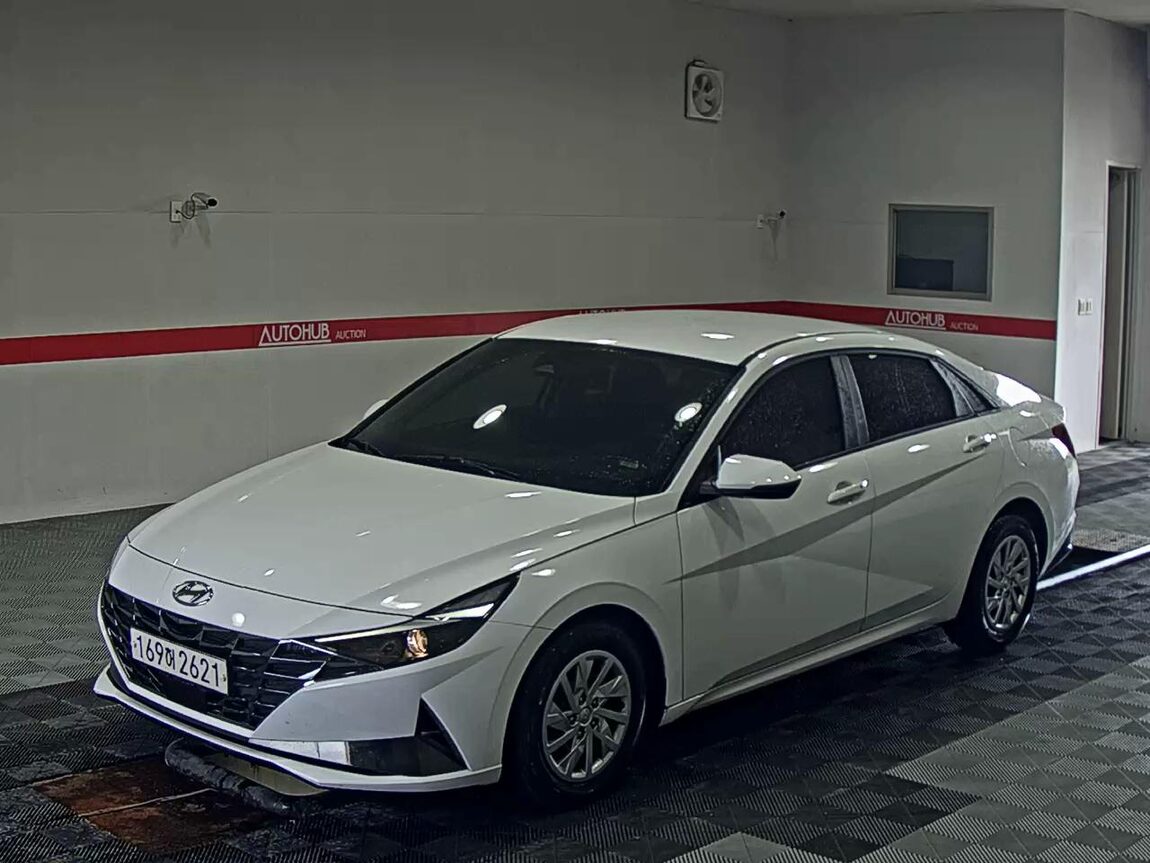 HYUNDAI AVANTE (CN7) 1.6 GASOLINE SMART 2023 - zdjęcie 2
