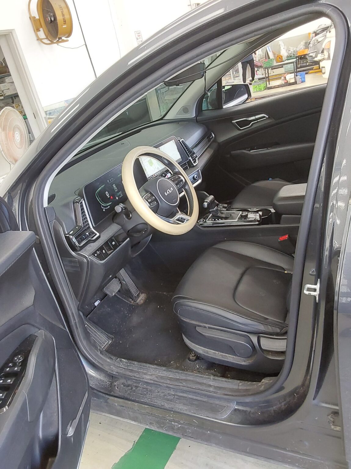 KIA THE ALL NEW SPORTAGE 2.0 DIESEL 2WD TRENDY 2022 - zdjęcie 10