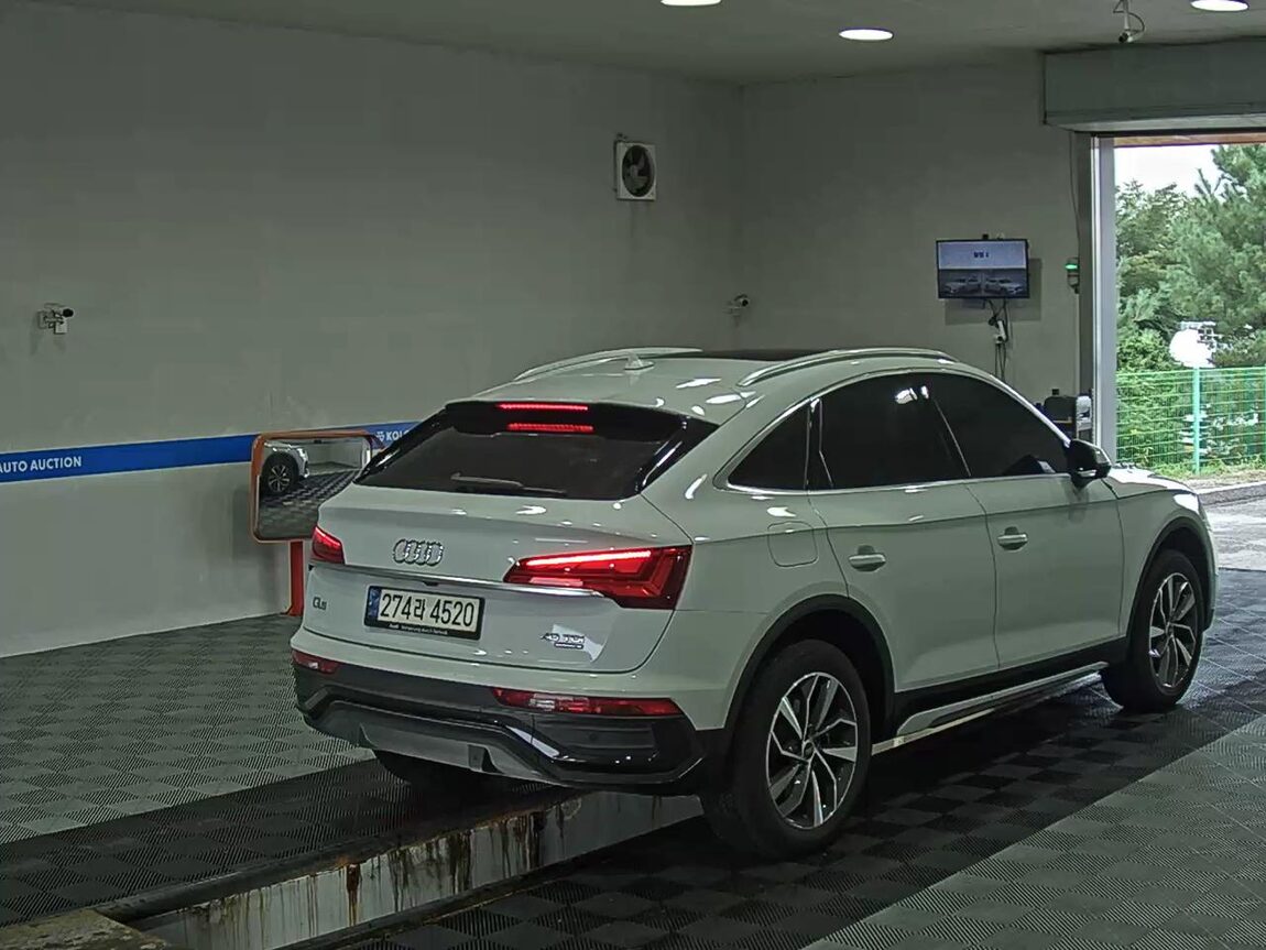 AUDI Q5 (2ND GEN) 40 TDI QUATTRO SPORTBACK 2022 - zdjęcie 5