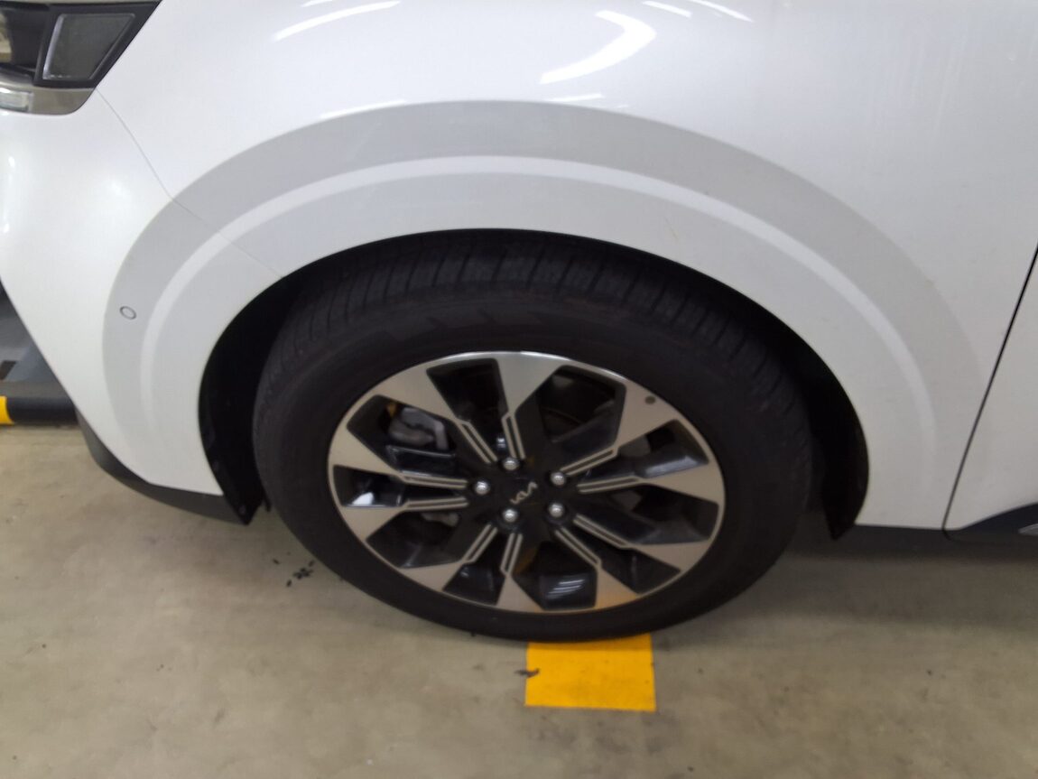 KIA NEW CARNIVAL (KA4) 9-SEATER GASOLINE SIGNATURE 2023 - zdjęcie 19