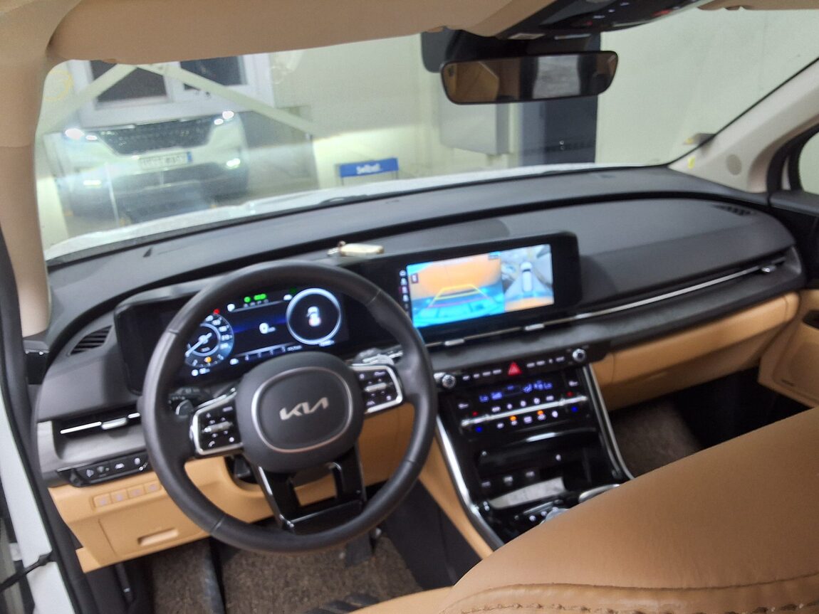 KIA NEW CARNIVAL (KA4) 9-SEATER GASOLINE SIGNATURE 2023 - zdjęcie 12