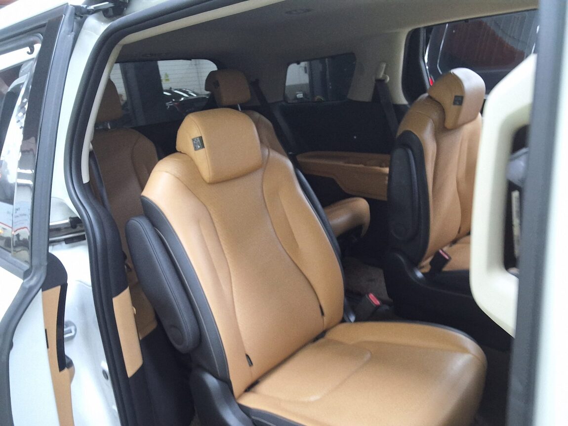 KIA NEW CARNIVAL (KA4) 9-SEATER GASOLINE SIGNATURE 2023 - zdjęcie 14