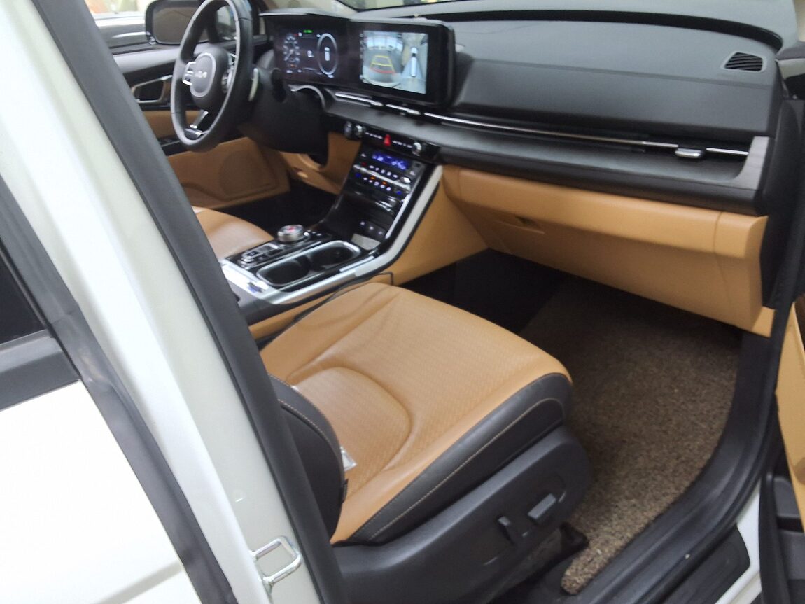 KIA NEW CARNIVAL (KA4) 9-SEATER GASOLINE SIGNATURE 2023 - zdjęcie 15