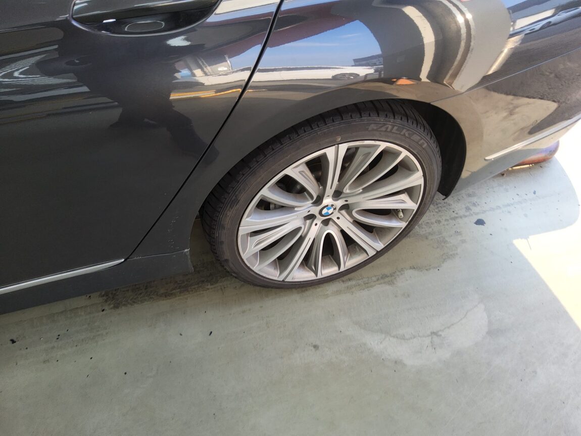 BMW 7 SERIES (6TH GEN) 750Li xDRIVE 2017 - zdjęcie 25