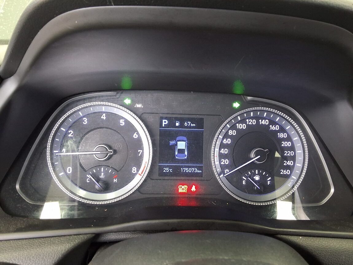 HYUNDAI SONATA (DN8) G2.0 PREMIUM FAMILY 2020 - zdjęcie 10