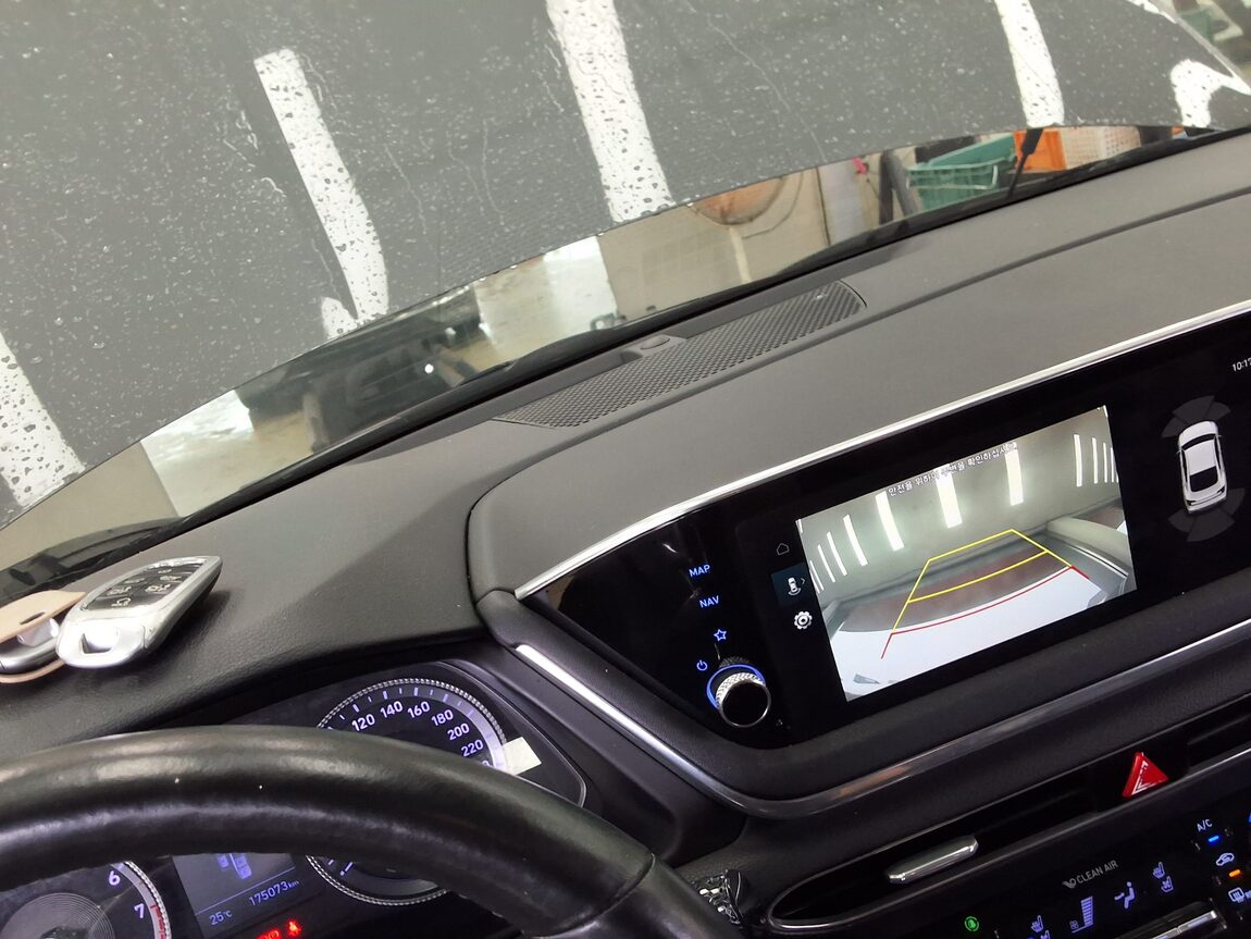 HYUNDAI SONATA (DN8) G2.0 PREMIUM FAMILY 2020 - zdjęcie 19